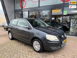 Volkswagen Polo 1.4-16V Turijn