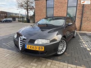 Alfa Romeo GT 2.0 JTS Distinctive