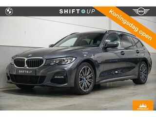 BMW 3-serie Touring 330e M-Sport | Panoramadak | Hifi | DAB