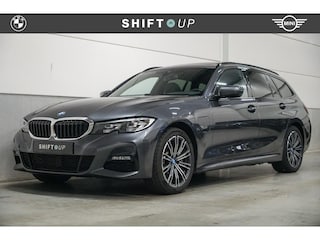 BMW 3-serie Touring 330e M-Sport | Panoramadak | Hifi | DAB