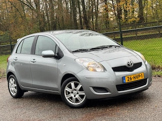 Toyota Yaris 1.3 VVTi Aspiration /Airco/6-bak/Trekhaak/
