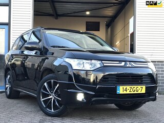 Mitsubishi Outlander 2.0 Instyle 4WD 7p|Keyless|Clima|LMV