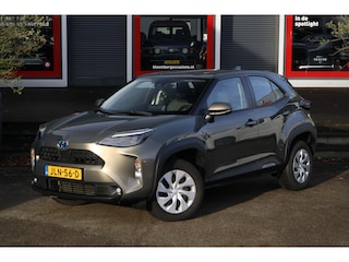 Toyota Yaris Cross 1.5 Hybrid Active All season banden | Car Play