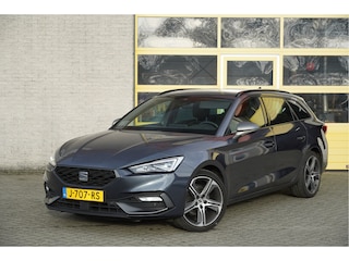 Seat Leon Sportstourer 1.5 TSI 150PK! FR Launch Edition BJ2020 Lmv 18" | Led V+A | Pdc | Navi | Elek. trekhaak | App-Connect | Virtual cockpit | Climate control | Cruise control | Sportstoelen | Zwarte hemel | FR Sport stuurwiel | Extra getint glas | Nw-model!