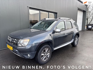 Dacia Duster 1.2 TCe 4x2 Prestige / Navigatie / Leder / Trekhaak!