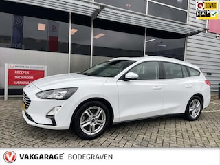 Ford Focus Wagon 1.0 EcoBoost Trend Edition Business / comfort stoelen / camera