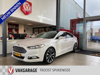Ford Mondeo 2.0 IVCT HEV Titanium,100% Onderhouden,Automaat,Navigatie,Parkeerassistent,Keyless,Climate&Cruisecontrol,Spraakbediening,A&VSensoren,Two Tone Lak,19 Inch Lmv
