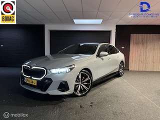 BMW 530e| M-Styling|FULL OPTION|H&K|PANO|FABRIEKSGAR