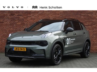 Lynk & Co 01 1.5 More 360 Graden camera | Actieve LED Koplampen | Schuif-/Kanteldak | Premium Audio By Harman Kardon | Sfeerverlichting | Dodehoekassistent | Adaptieve Cruise Control | Stuurverwarming | Stoelverwarming | Bestuurdersstoel met geheugen | Getint glas | Elektrisch bedienbare achterklep | Draadloos telefoonoplader