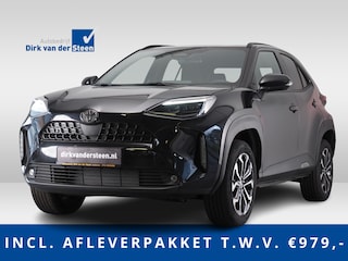 Toyota Yaris Cross 1.5 Hybrid 130 Executive/ Teamplayer | Dodehoekdetectie | Parkeersensoren Voor en Achter | Stuurwiel- En Stoelverwarming | Botsherkenning | Grootlichtassistent