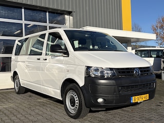 Volkswagen Transporter Kombi 2.0 TDI L2H1 8-persoons BTW en BPM vrij Airco Cruise control Navigatie PDC 1e eigenaar Euro 5