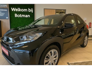 Toyota Aygo 1.0 VVT-i MT Play | NIEUW! | ACTIEPRIJS! | DECEMBER RIJDEN! | Cruise control adaptief | DAB | Airco | Achteruitrijcamera |