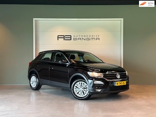 Volkswagen T-Roc 1.0 TSI STYLE-uitv/CLIMA AIRCO/NAVIGATIE/CRUISE CONTROL/APPLE CARPLAY+ANDROID/ISOFIX/BLUETOOTH/LM-VELGEN/TREKHAAK