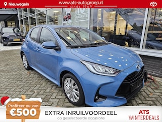 Toyota Yaris 1.5 VVT-i Style Special  | Benzine Handgeschakeld | winterpakket | slechts 14.000 km | Bijna 2022 ! |