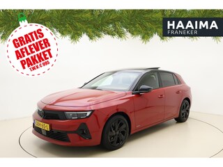 Opel Astra 1.6 Hybrid Level 4 180 PK Automaat | Navigatie | Glazen schuif kanteldak | Camera | Alcantara bekleding | Zwart dak | Keyless | Camera