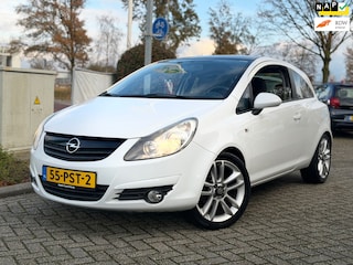 Opel Corsa 1.4-16V Color Edition airco nap