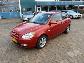 Hyundai Accent 1.4i Dynamic First Edition