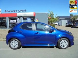 Toyota Yaris 1.5 Hybrid Active 5drs, Navigatie, Airco.