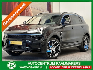 Lynk & Co 01 1.5 100 STUKS OP VOORRAAD ! VOL OPTIES ! 360 CAMERA ADAPTIVE CRUISE CONTROL PANORAMA SCHUIF/KANTELDAK APPLE CARPLAY/ANDROID RIJSTROOKSENSOREN ZEER MOOI !! Brgl