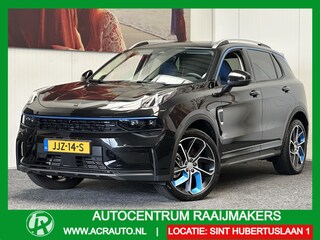 Lynk & Co 01 1.5 100 STUKS OP VOORRAAD ! VOL OPTIES ! 360 CAMERA ADAPTIVE CRUISE CONTROL PANORAMA SCHUIF/KANTELDAK APPLE CARPLAY/ANDROID RIJSTROOKSENSOREN ZEER MOOI !! Brgl