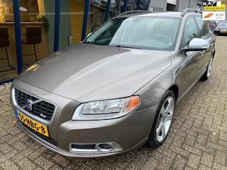 Volvo V70 2.5T R-Design LEER / NAVI / YOUNGTIMER