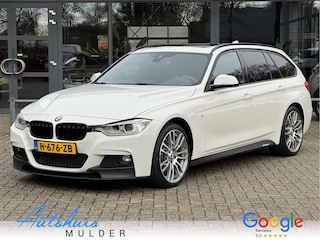 BMW 3-serie Touring 335i xDrive High Executive Pano/Trekhaak/HUD/Clima/Navi/Cruise
