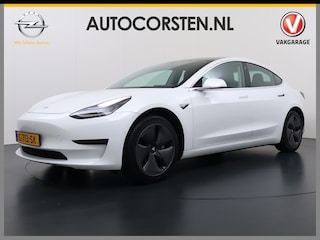 Tesla Model 3 RWD SR+ 60kWh 325PK Lmv 18" AutoPilot Leder PanoDak Adaptive-Cruise Lmv Camera's Elektr.-Stuur+Stoelen+Spiegels+Geheugen+Easy-Entry+Verwarmde stoelen Park assistent PDC WIFI Lane-Assist Speed-Assist Navi LED Comfortstoelen ACC DAB Keyless en Voorverwarmen interieur via App One-Pedal-Drive Origineel Nederlandse auto tot 11kw laden thuis! Garantie Accu tot 10-12-2027 max 160.000km 1.584kg licht!