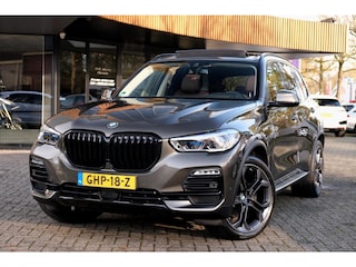 BMW X5 XDrive30d High Executive/ACC/Pano/HUD/HarmanKardon/Winterpakket/Trekhaak/MANHATTAN GREEN