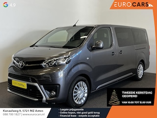 Toyota Proace Long Extra Range Cool 75 kWh 9 pers. Navigatie Apple Carplay/Android Auto Parkeersensoren Cruise Control Lichtmetalen velgen Getinte ramen Airco