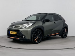 Toyota Aygo 1.0 VVT-i MT Premium | Garantie t/m 06-2032 Mogelijk | Cabriodak | Parkeer Sensoren voor en achter | Parkeercamera Achter | Apple Carplay/Android Auto | Voorstoelen Verwarmd |