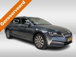 Skoda Superb Combi 1.4 TSI iV 218pk | Trekhaak | Elektrische stoelen