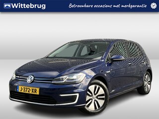 Volkswagen Golf E-DITION / Navigatie / App connect / LED / Camera / Parkeersensoren V+A /