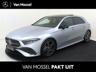 Mercedes-Benz A-klasse 180 AMG Line Panorama Dak / Nightpakket / Parkeercamera / Sfeerverlichting / Stoelverwarming /