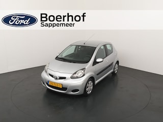 Toyota Aygo 1.0 12V Comfort Navigator | Airco | 5-Deurs | Elk. ramen voor | Metallic lak |