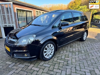 Opel Zafira 2.2 Temptation NIEUWE APK T/M 11-2026 7-PERS. TREKHAAK