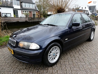 BMW 323i Executive 170pk Automaat Clima Leder Schuifdak