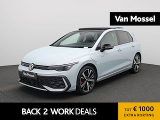 Volkswagen Golf 1.5 eHybrid GTE | Automaat | Panoramadak | Navigatie | Apple Carplay / Android Auto | Trekhaak Inklapbaar | Digital Cockpit | Advanced Keyless | Heads-up Display | Stoel- Stuurverwarming | Lichtmetalen Velgen |