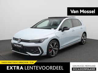 Volkswagen Golf 1.5 eHybrid GTE | Automaat | Panoramadak | Navigatie | Apple Carplay / Android Auto | Trekhaak Inklapbaar | Digital Cockpit | Advanced Keyless | Heads-up Display | Stoel- Stuurverwarming | Lichtmetalen Velgen |