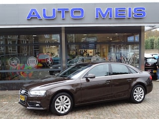 Audi A4 1.8 TFSI Business Edition Automaat Airco Navi Trekhaak
