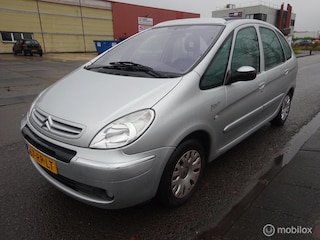 Citroën Xsara Picasso 1.8i-16V Attraction