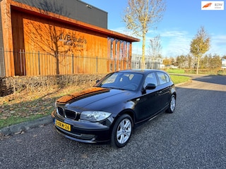 BMW 118i, trekhaak, cruise control, youngtimer, climate, 4-seizoensbanden