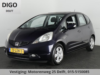 Honda Jazz 1.4 COMFORT AUTOMAAT SCHUIFDAK PARKEERSENSOREN. TREKHAAK. LM VELGEN.AUTOMATISCHE AIRCO