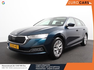 Skoda Octavia Combi 1.0 e-TSI 110pk DSG Style | Navigatie | Apple Carplay/Android Auto| Parkeersensoren | Adaptive Cruise Control | Stoelverwarming | Lane Assist | Attention Assist | Ledverlichting | Afneembare trekhaak | Climatronic | Virtual Cockpit