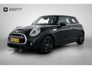 Mini Mini/Cabrio/Clubman/Countryman 2.0 S JCW Chili Serious Business (Dealer OnderH, Bucket Seats, Carplay, Navi Pro, Parkeerhulp, Stoelv, Etc)