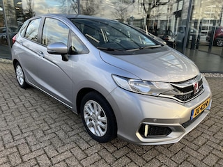 Honda Jazz 1.3 i-VTEC Comfort TREKHAAK | NAVIGATIE | PARKEER SENSOREN V+A | AIRCO | CRUISE CONTROLE | NED. AUTO |