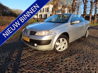 Renault Mégane Coupé-Cabriolet 1.6-16V Privilège Luxe Ecc Cruisecontrol Carplay Navigatie LM Velgen NL Auto