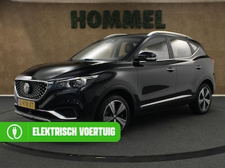MG ZS EV Luxury 45 kWh SOH 90,9% !!! - ORIGINEEL NEDERLANDSE AUTO - LEDEREN BEKLEDING - APPLE CARPLAY/ ANDROID AUTO - PANORAMADAK - CAMERA - NAVIGATIE - 2 LAADKABELS - ELEKTRISCH VERSTELBARE BESTUURDERSSTOEL  - DODEHOEK DETECTIE
