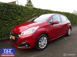 Peugeot 208 1.2 82 PK - 5-deurs - Navigatie - Trekhaak