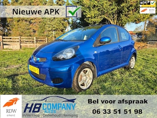 Toyota Aygo 1.0-12V Comfort Navigator 5DRS | Nieuwe APK | Navigatie | Velgen | NAP