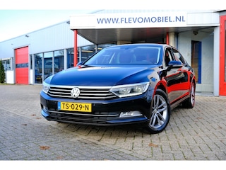 Volkswagen Passat 1.4 TSI ACT Highline Pano|Adapt-Cruise|Navi|LMV
